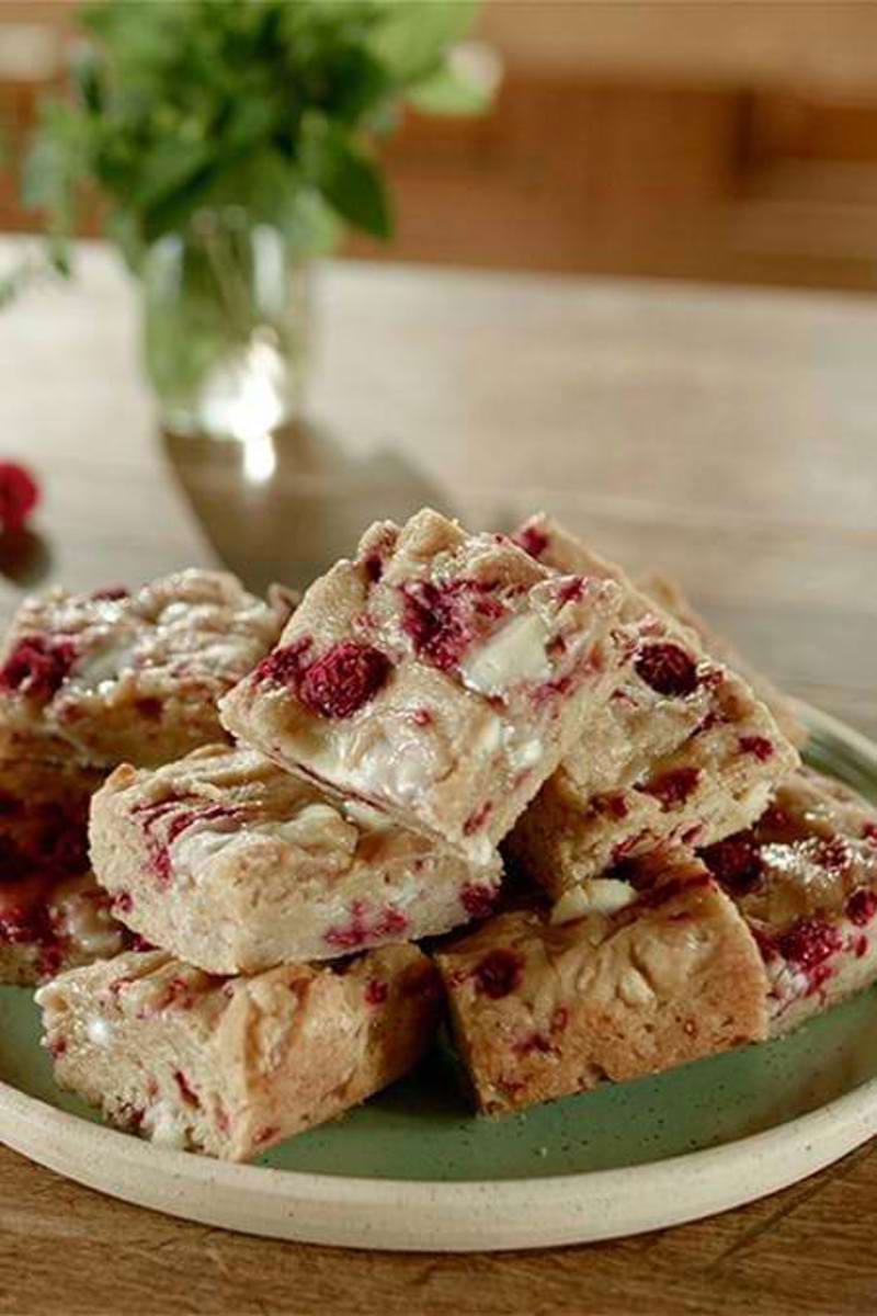 Cuisinez Telequebec Tv Moi J Mange Recette Blondie aux framboises | Cuisinez | Télé-Québec