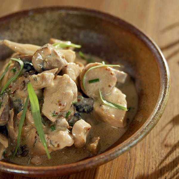 Poulet cr meux aux champignons